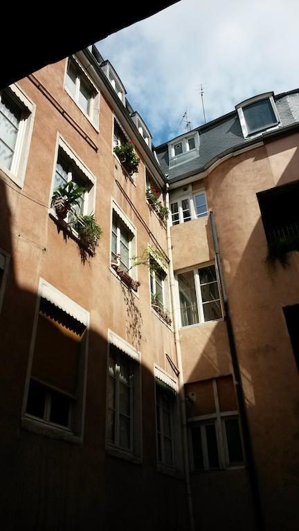 La Nuit Saint Georges Apartment Lyon Bagian luar foto