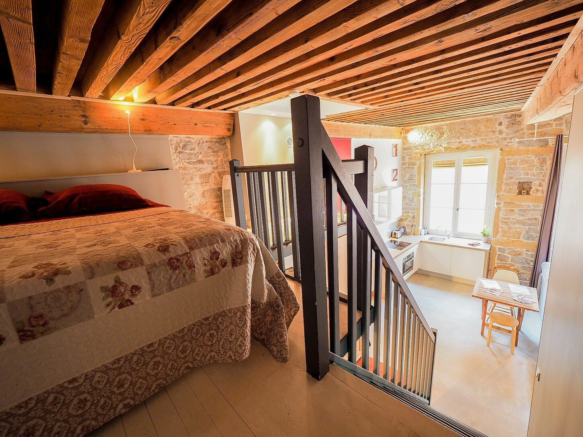 La Nuit Saint Georges Apartment Lyon Bagian luar foto
